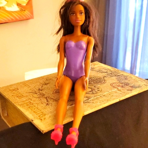 Barbie - Picture 7 of 9